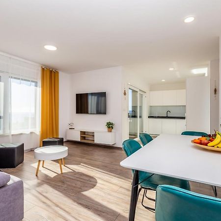Apartments Luca Krk Town Luaran gambar