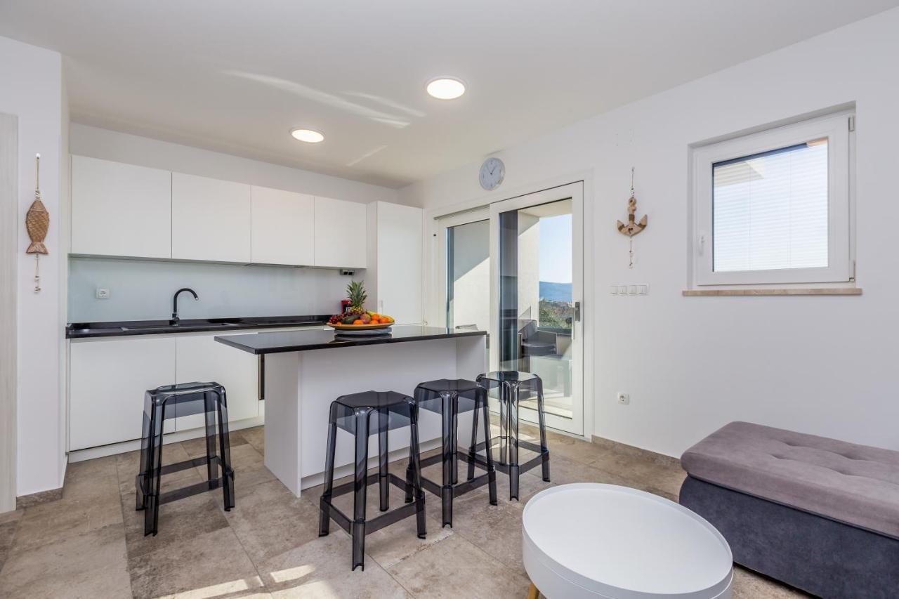 Apartments Luca Krk Town Luaran gambar