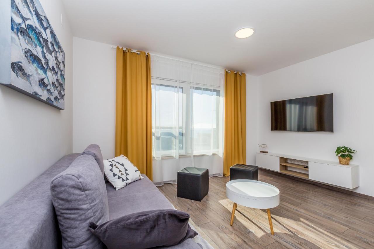 Apartments Luca Krk Town Luaran gambar
