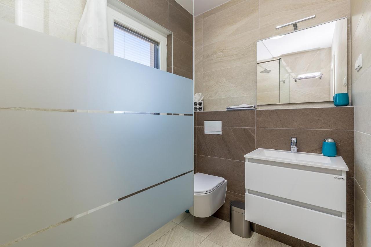 Apartments Luca Krk Town Luaran gambar