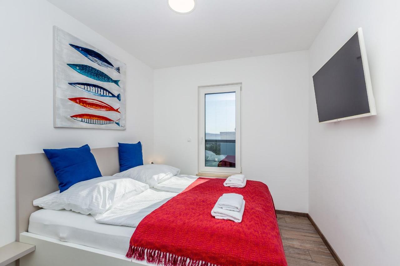 Apartments Luca Krk Town Luaran gambar