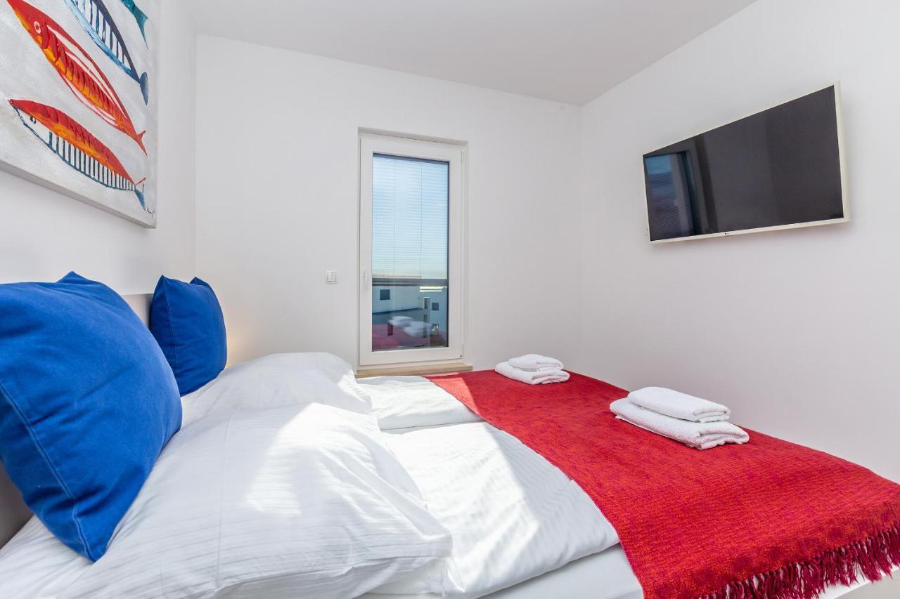 Apartments Luca Krk Town Luaran gambar